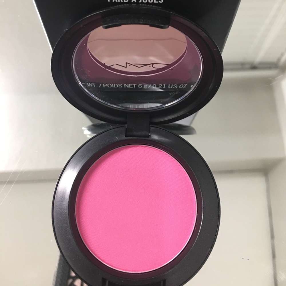 MAC Powder Blush